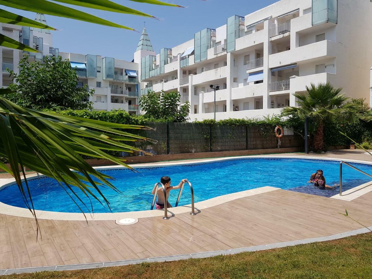 Apartamento Royal Marine Deluxe 로지즈 외부 사진